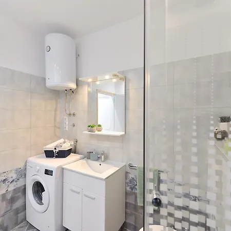 Blue Sun Aurora Apartman *